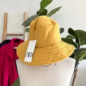 ZARA NYLON BUCKET HAT Zara | Accessories | Zara Mustard Yellow Top Stitching Nylon  main image 4